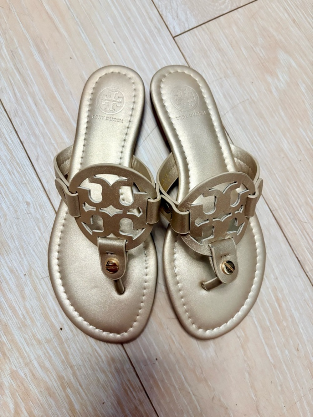 Tory Burch Miller Sandals Metallic Gold Leather Logo Thong Size 9.5